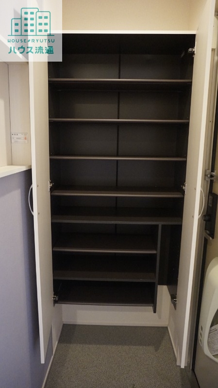 玄関　※別号室写真