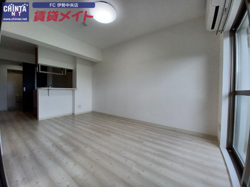 居室・リビング　同型参考写真