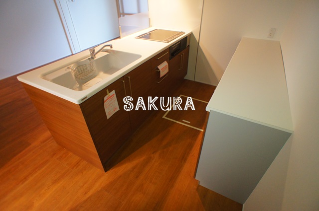 キッチン　お掃除しやすい人気のIHコンロ♪