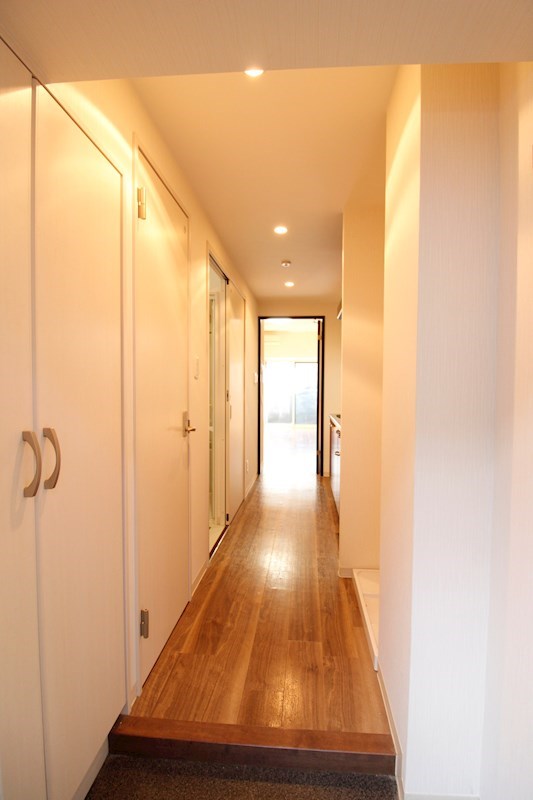 玄関　シューズボックス完備