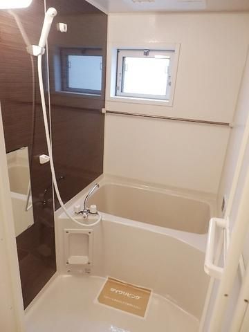 バス・シャワールーム　追い焚き機能付きバス