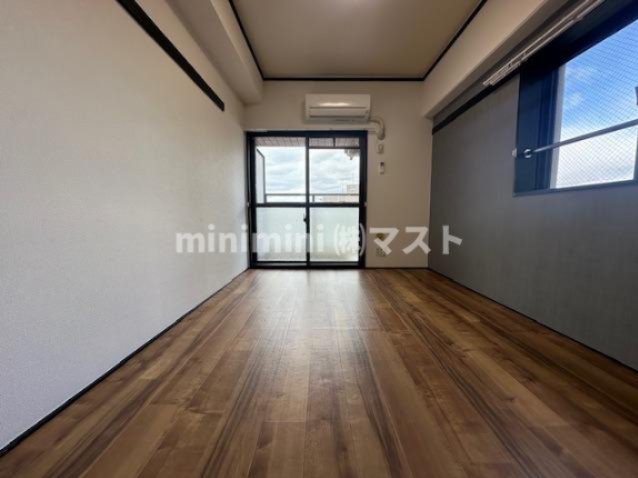 居室・リビング　※別号室参考写真