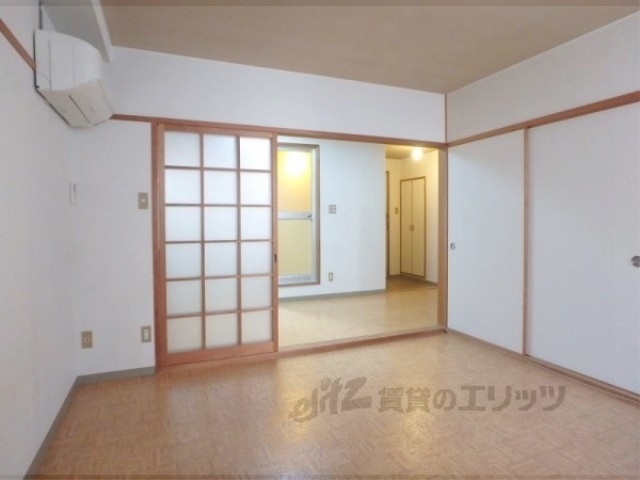 居室・リビング　洋室