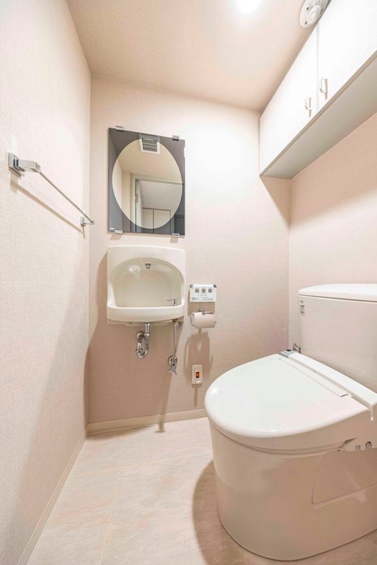 トイレ　※別部屋参考写真