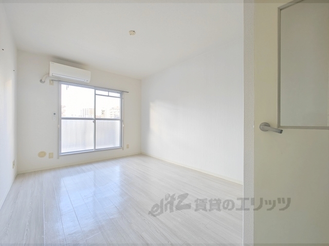 居室・リビング　居室