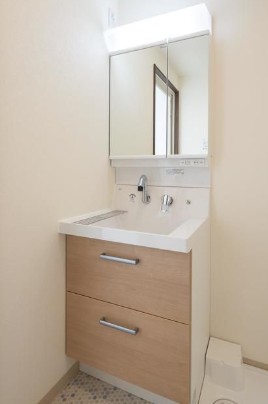 洗面設備　★収納付き、独立洗面台★