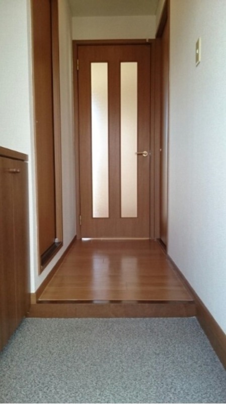 玄関　図面と現状に相違がある場合には現状を優先