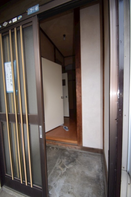 玄関　現況優先