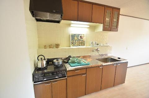 キッチン　ガスコンロは含まれません（イメージ）