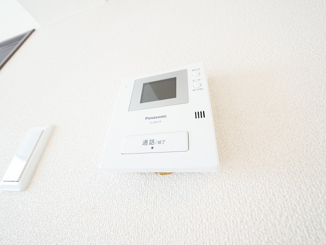 セキュリティ　モニター付きインターホンです