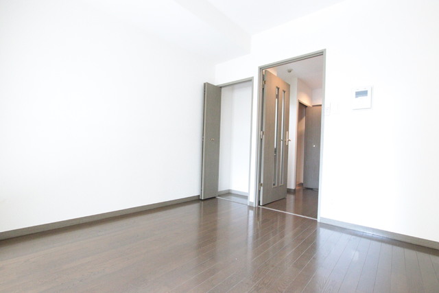 居室・リビング　明るい印象のお部屋ですね♪