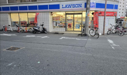 コンビニ　ローソン東淀川店（コンビニ）まで531m