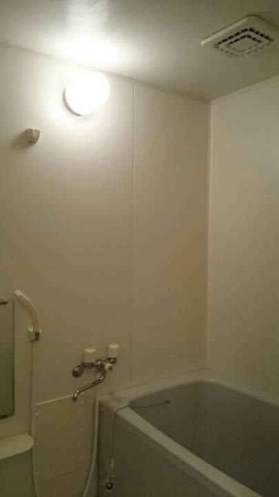 バス・シャワールーム　浴室