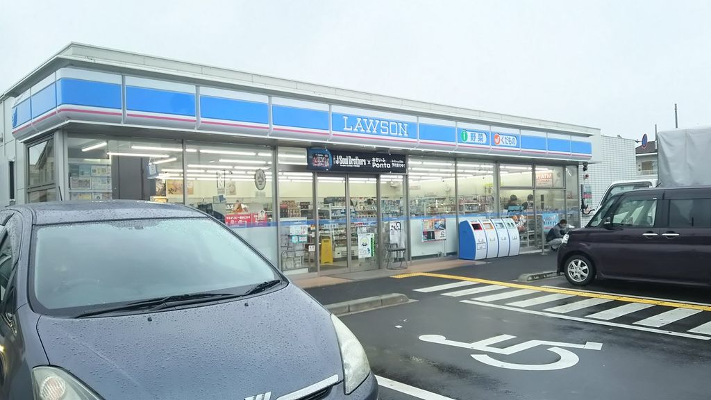 コンビニ　ローソン越谷レイクタウン六丁目店（コンビニ）まで570m