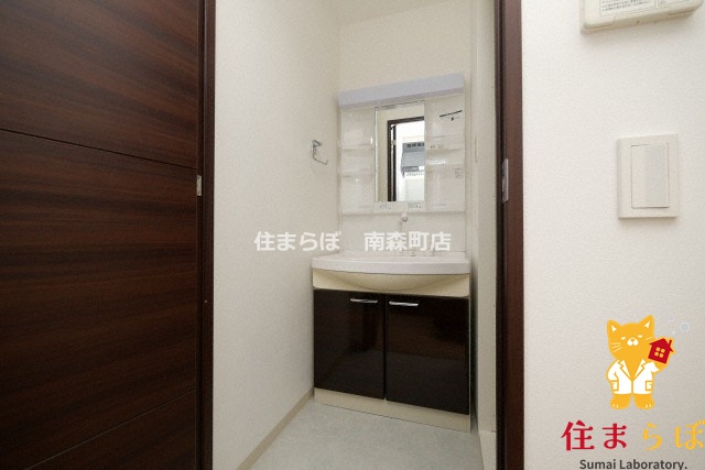 洗面設備　「日常をちょっと特別に、そんな暮らしを描いてみませんか？」