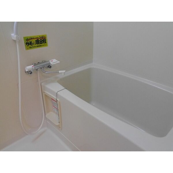 バス・シャワールーム　浴室