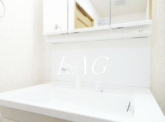 洗面設備　洗面台です。