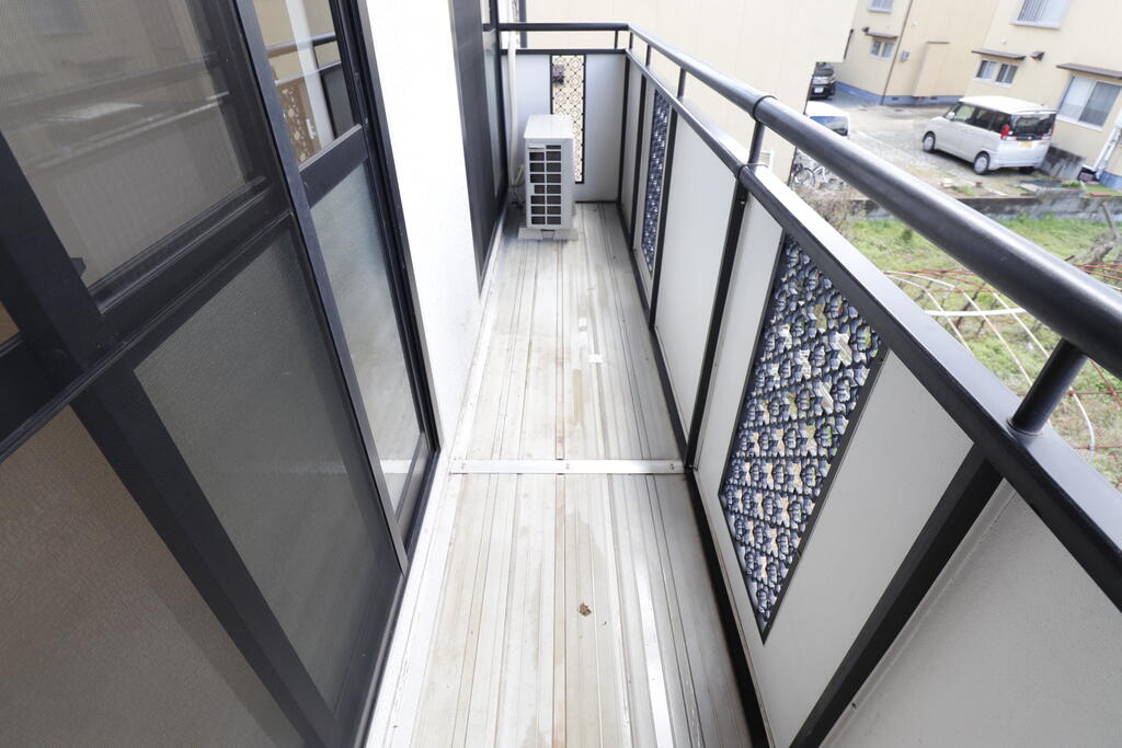 バルコニー　バルコニーです♪