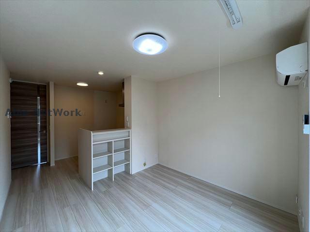 居室・リビング　同型