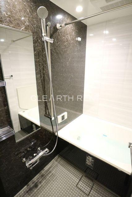 バス・シャワールーム　同タイプ別住戸写真となります。現況と異なる場合がございます。