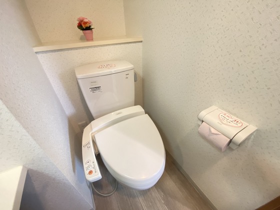 トイレ　※別部屋の写真です