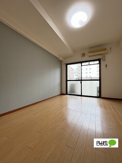 居室・リビング　５０３