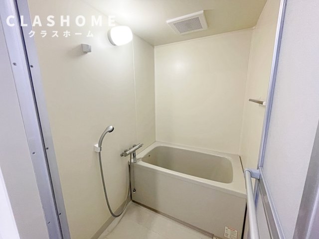 バス・シャワールーム　同物件の別部屋になります。