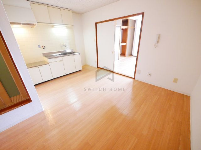 居室・リビング　ゆったり過ごせる居間です