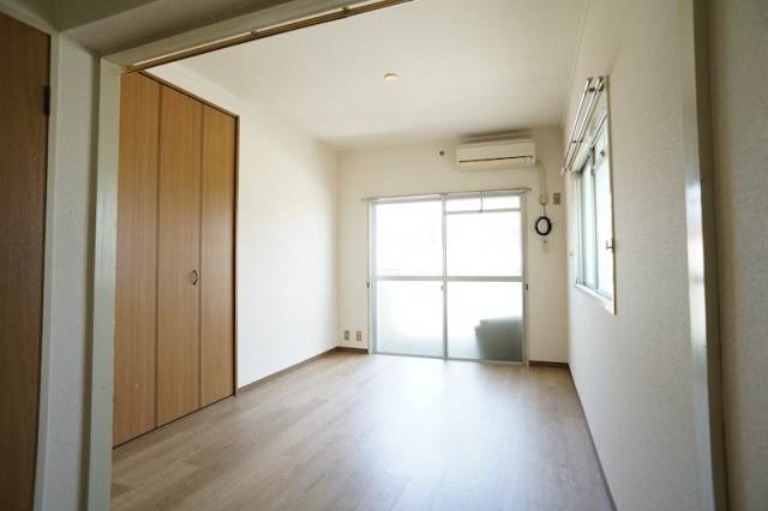 居室・リビング　別号室