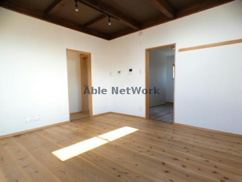 居室・リビング　同型タイプ