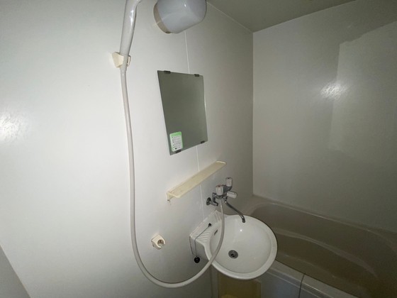 洗面設備　※別部屋の写真です