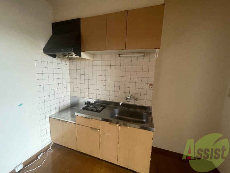 キッチン　キッチンは横幅が有って使いやすいですね。