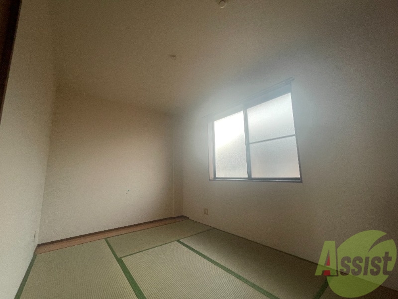 その他部屋・スペース　清潔感のある寝室でゆったり休めます。