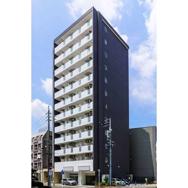 エントランス　オートロック及び各種セキュリティが心強い