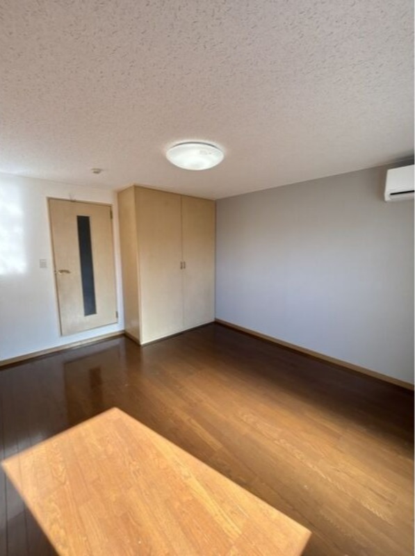 居室・リビング　図面と現状に相違がある場合には現状を優先