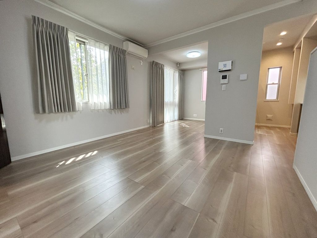 居室・リビング　LDK（約16.9帖）