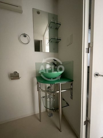 洗面設備　ミュプレ北浜EAST　独立洗面台