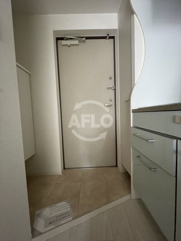 玄関　ミュプレ北浜EAST　玄関