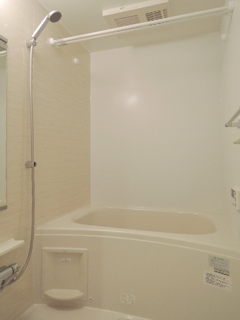 バス・シャワールーム　追焚・暖房乾燥機能付バスルーム