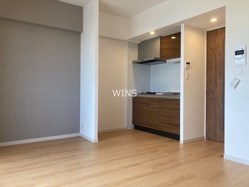 居室・リビング　※別部屋参考写真です。