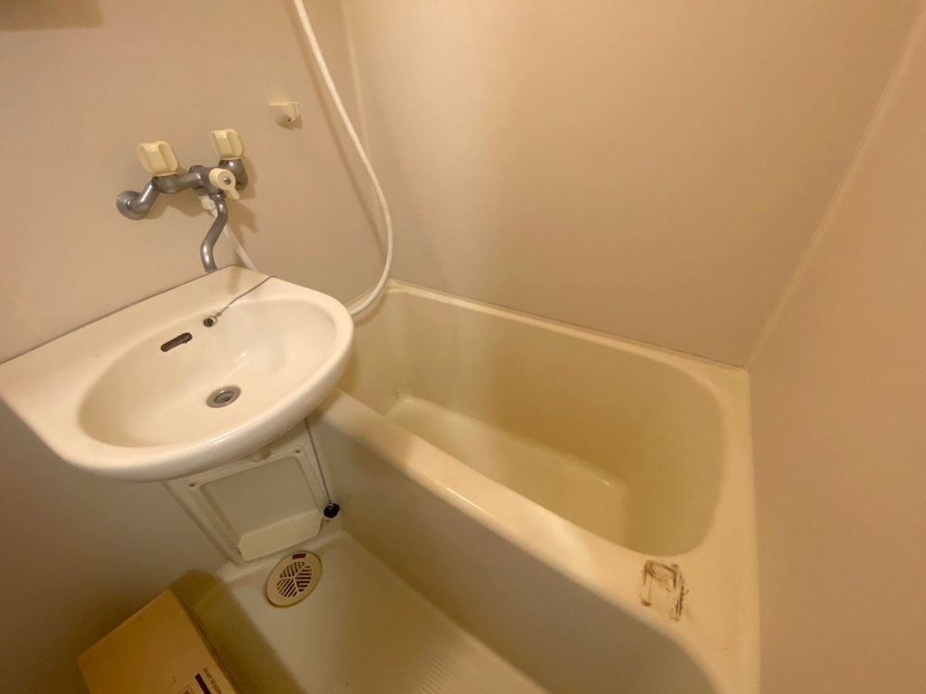 バス・シャワールーム　バス