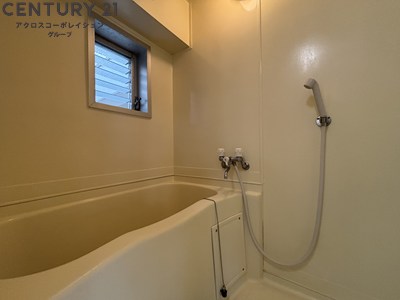 バス・シャワールーム　窓があり、換気できます！