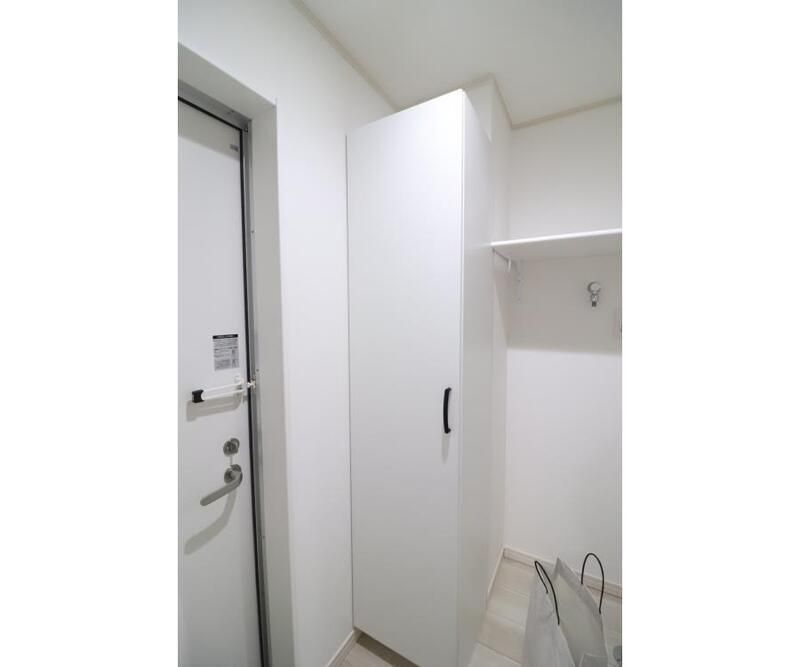 玄関　別部屋写真