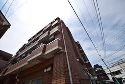 建物外観　★明るい道沿いのマンション★