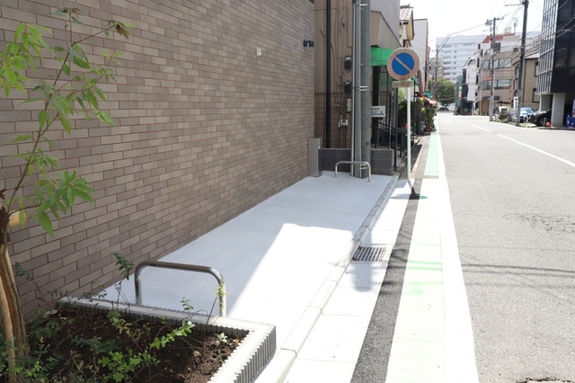 駐車場　バイク置場