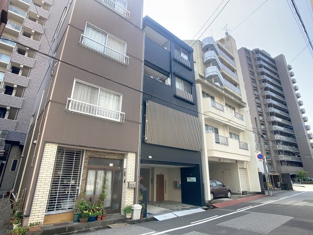 建物外観　現況と異なる部分は現況を優先いたします。