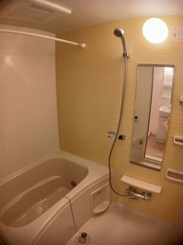 バス・シャワールーム　日々の暮らしに欠かせないお風呂です