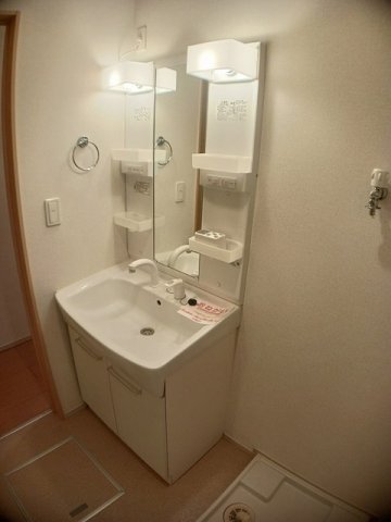 洗面設備　洗面所です