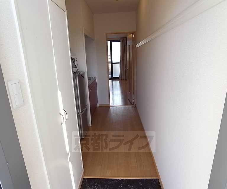 その他部屋・スペース　きれいな廊下です。