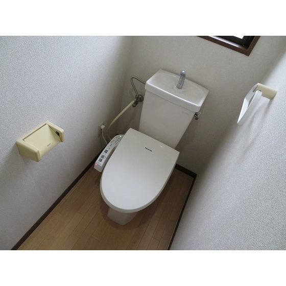 トイレ　清潔感のあるトイレです